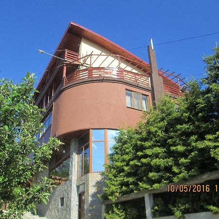 Casa Moroeni Hotel Luaran gambar